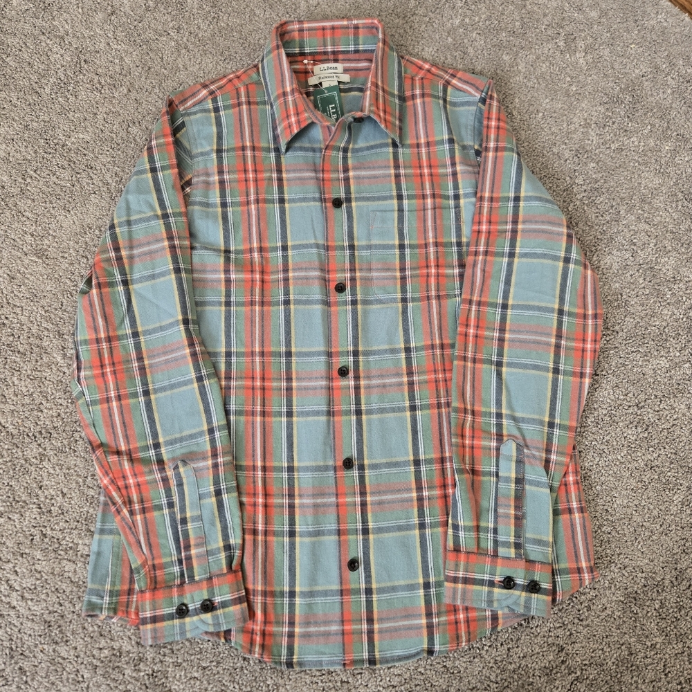 L.L. Bean Women's Scotch Plaid Flannel Shirt, Relaxed Fit - Picture 4 of 7